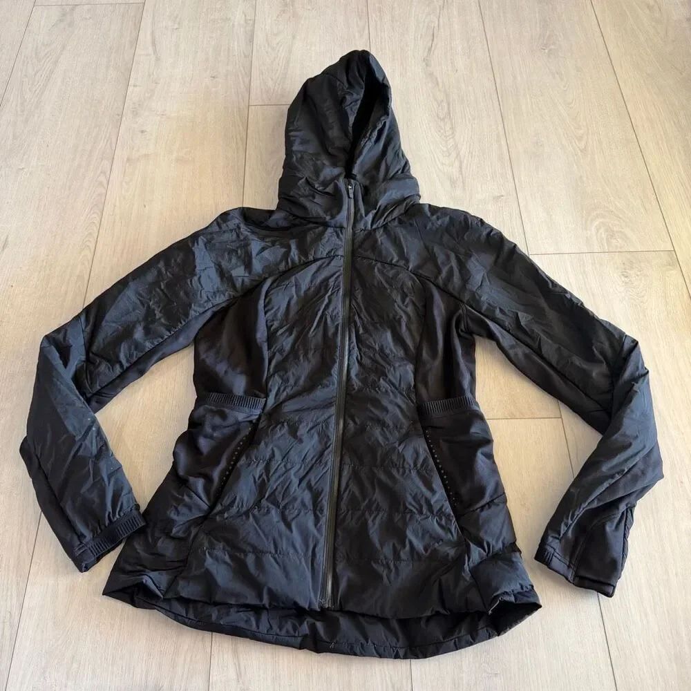 Lululemon women’s black jacket size 10
